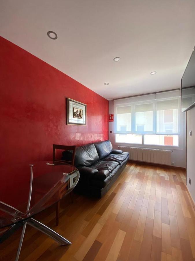 Grand Plaza Vega Apartment Burgos Bagian luar foto