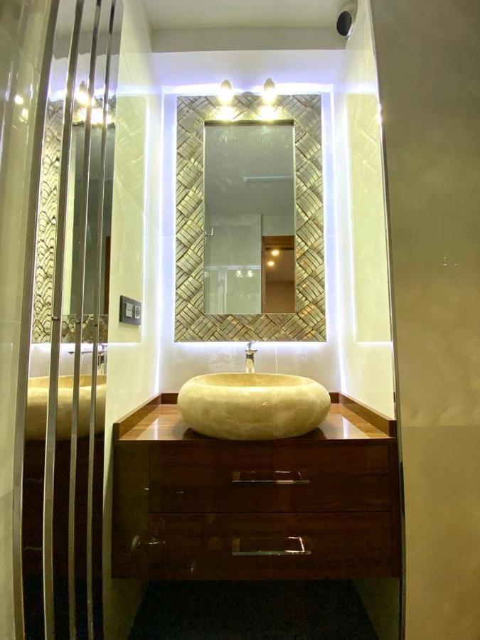 Grand Plaza Vega Apartment Burgos Bagian luar foto